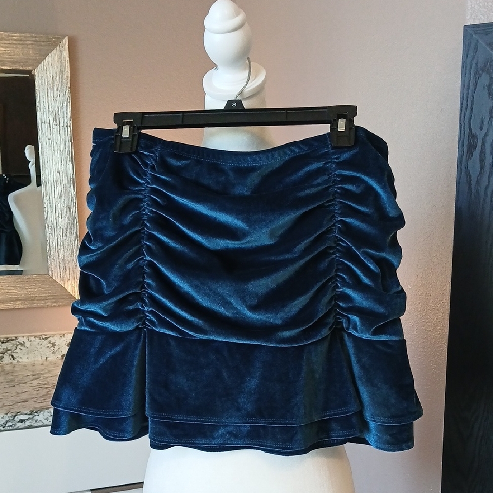 Wild Fable Velour Miniskirt L Layered Ruched Turquoise